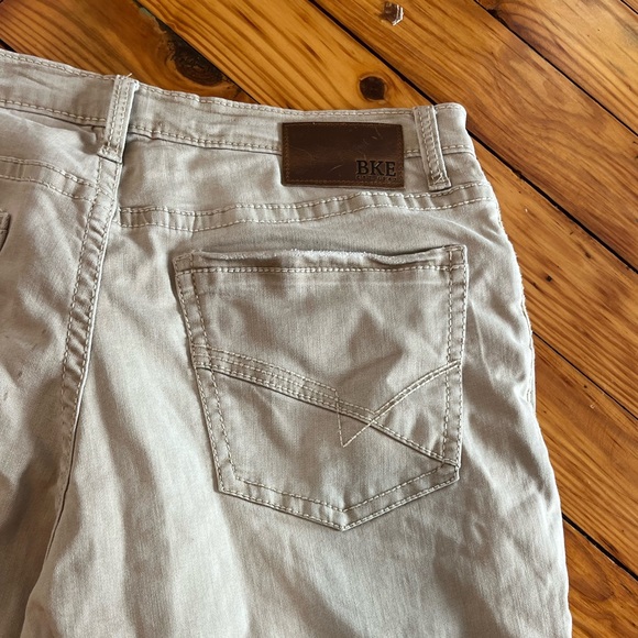 Tyler BKE Jeans - Picture 3 of 4